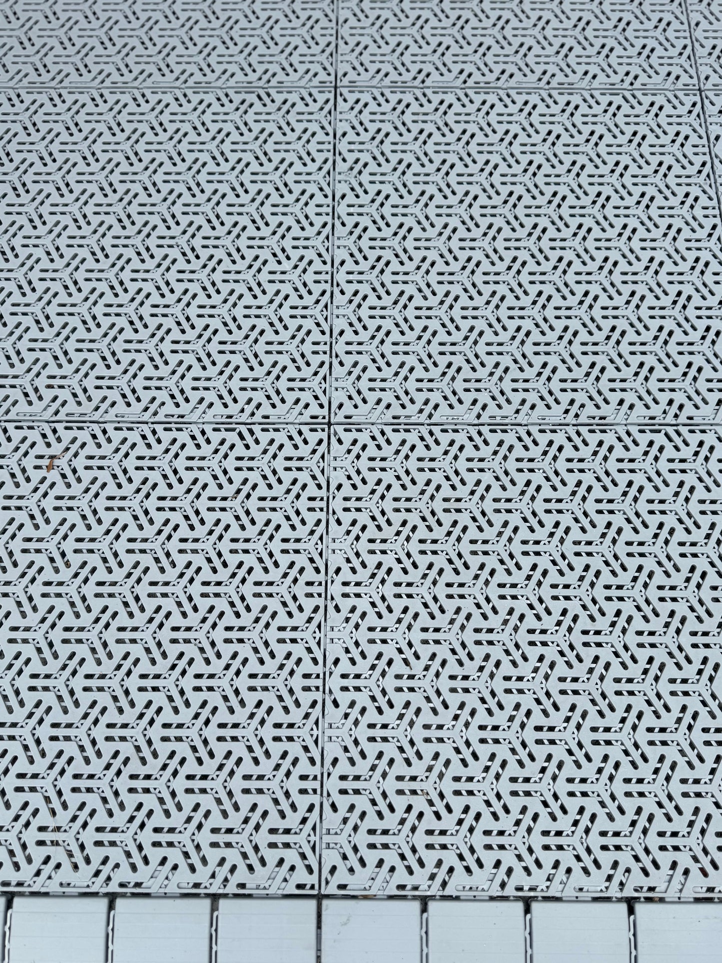 ESR Multi-Use Outdoor Sports Tile